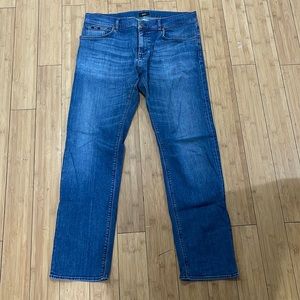 Boss men jeans.